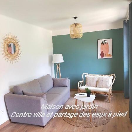Gîte Les Demoiselles des Sorgues LʼIsle-sur-la-Sorgue Extérieur photo